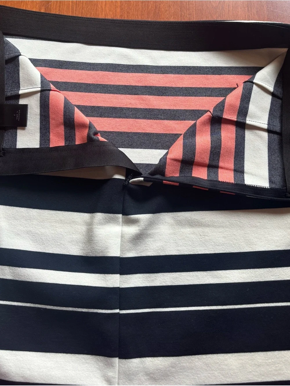 Ann Taylor Navy, Coral & Cream Striped A-Line Skirt - Picture 3 of 6